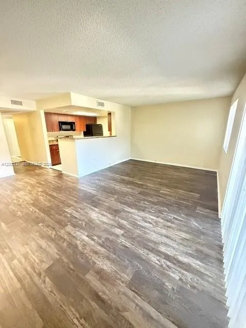 8345 Coral Lake Mnr #8345 Coral Springs, FL 33065