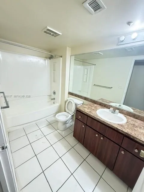 8345 Coral Lake Mnr #8345 Coral Springs, FL 33065