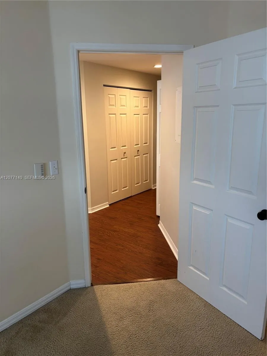 616 Clearwater Park Rd #301 West Palm Beach, FL 33401