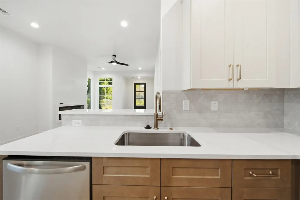 346 E Zion Place Tulsa, OK 74106