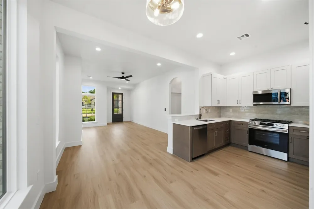 346 E Zion Place Tulsa, OK 74106
