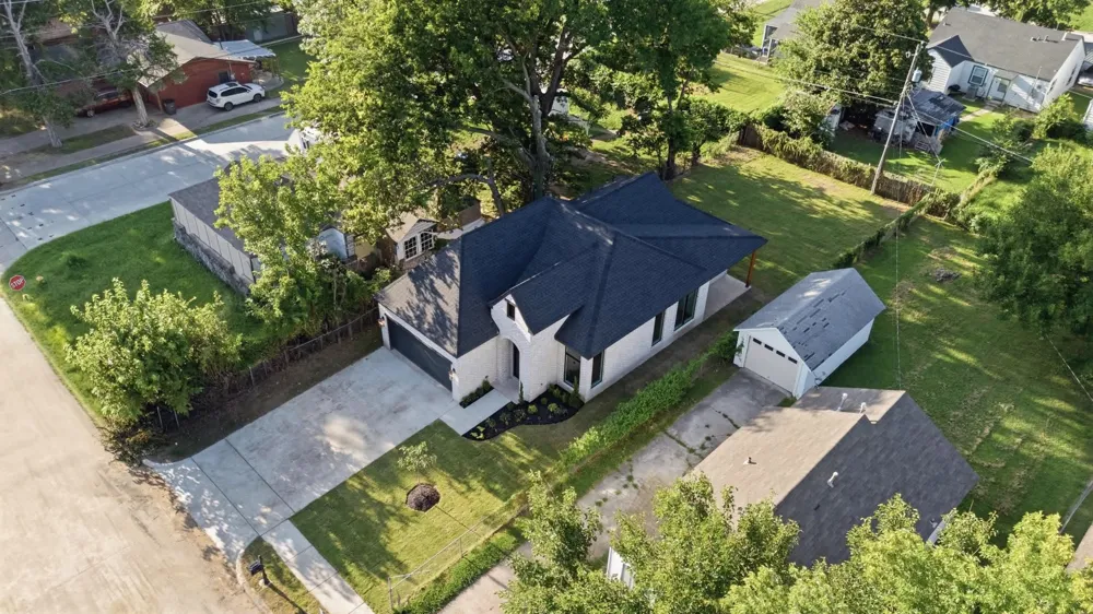 346 E Zion Place Tulsa, OK 74106
