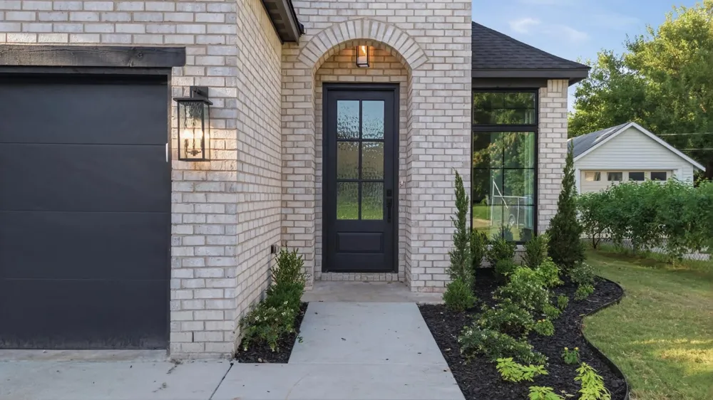 346 E Zion Place Tulsa, OK 74106