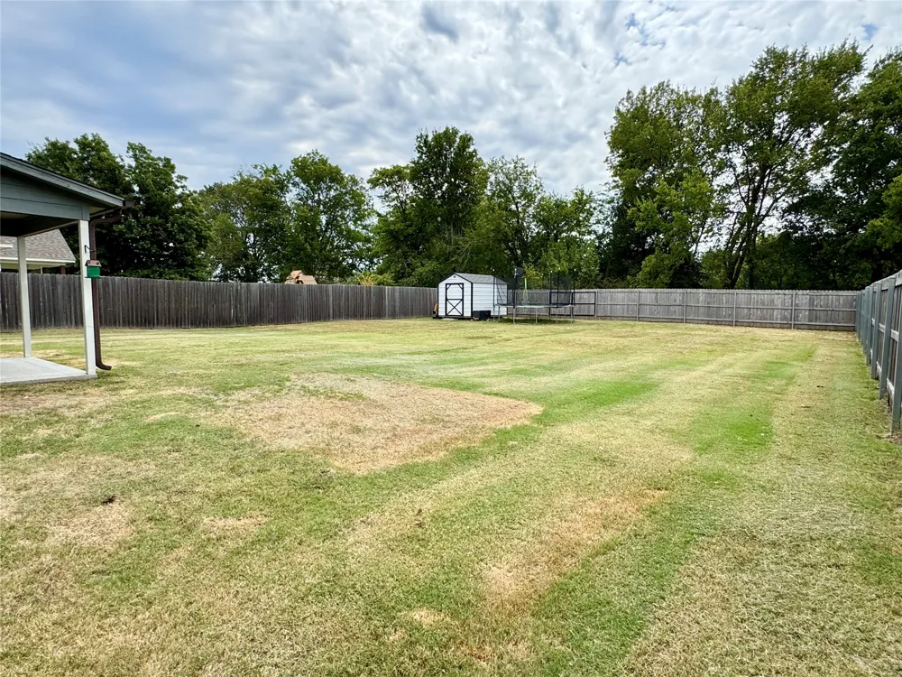 309 Tribute Trail Chouteau, OK 74337
