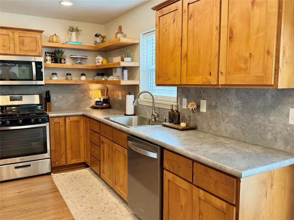 309 Tribute Trail Chouteau, OK 74337
