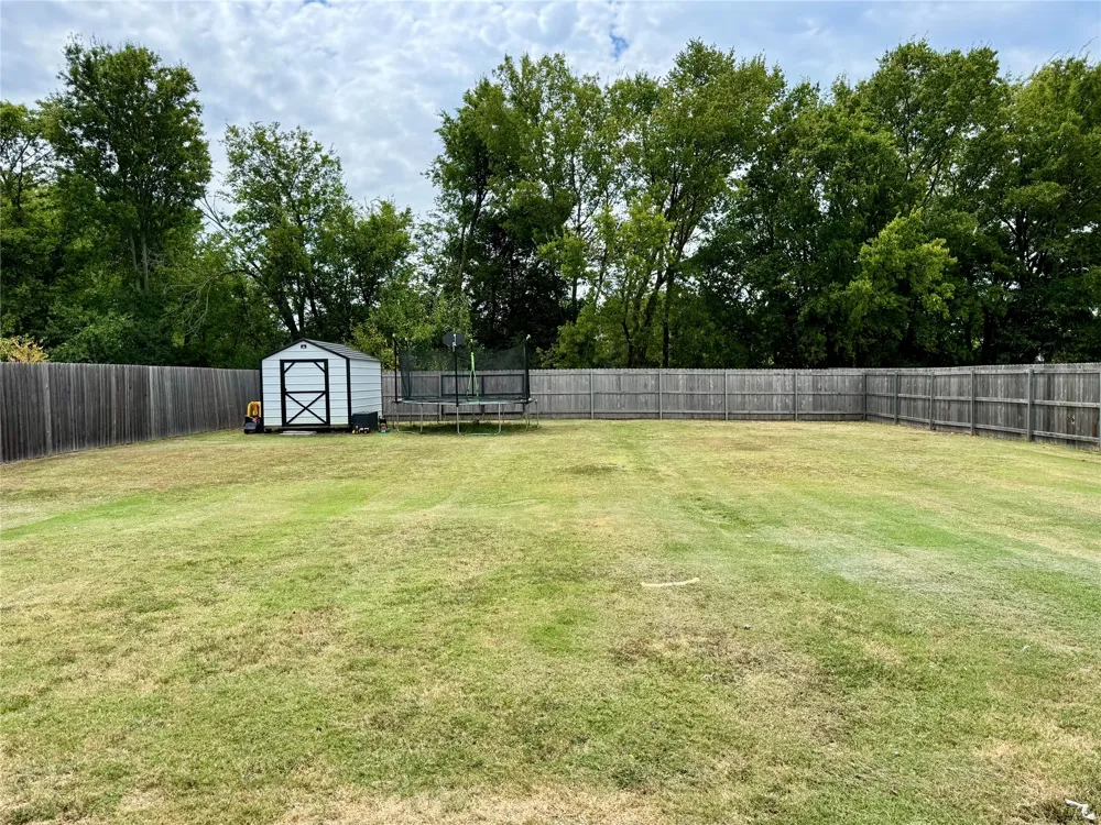 309 Tribute Trail Chouteau, OK 74337