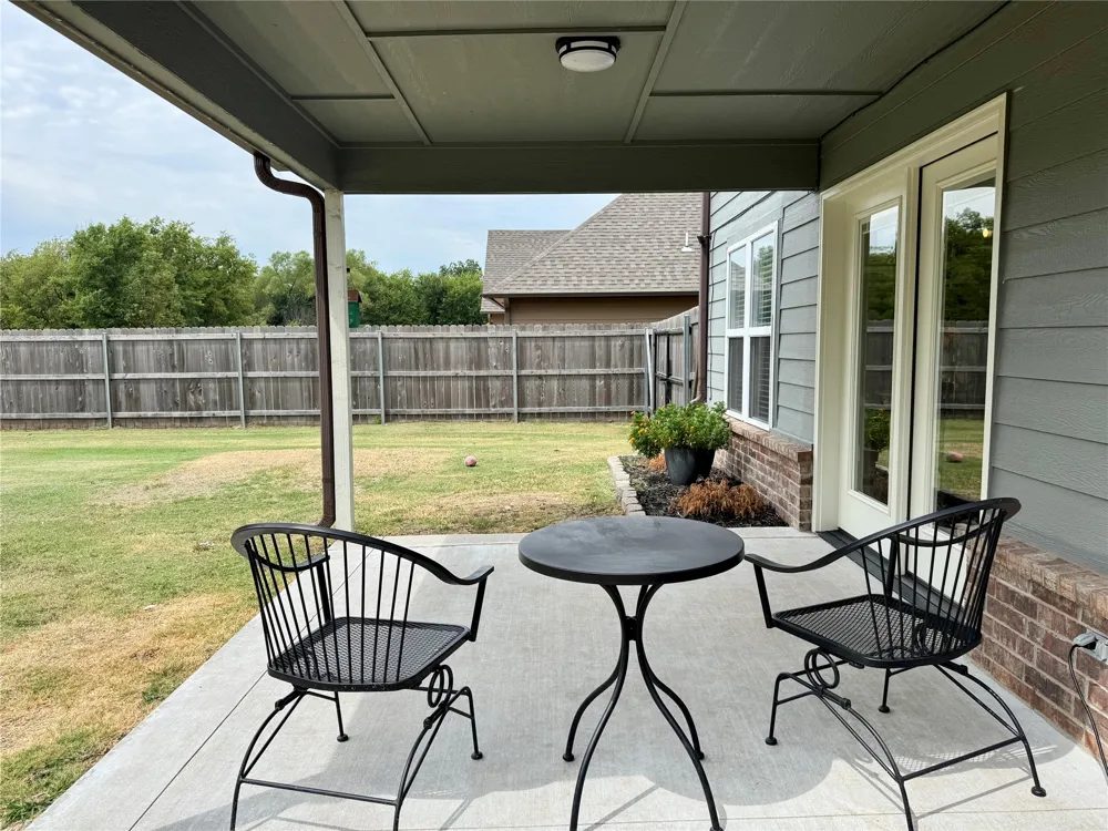 309 Tribute Trail Chouteau, OK 74337