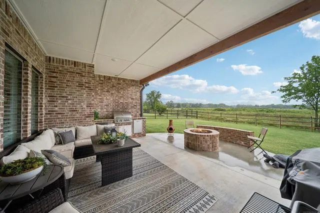 19104 E Beecher Court Owasso, OK 74055