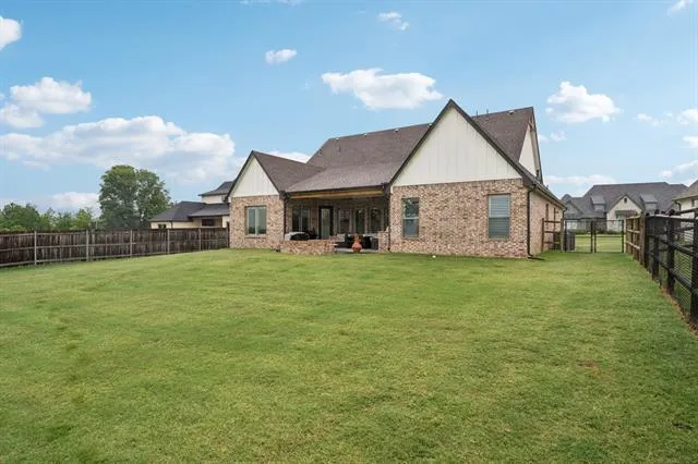 19104 E Beecher Court Owasso, OK 74055
