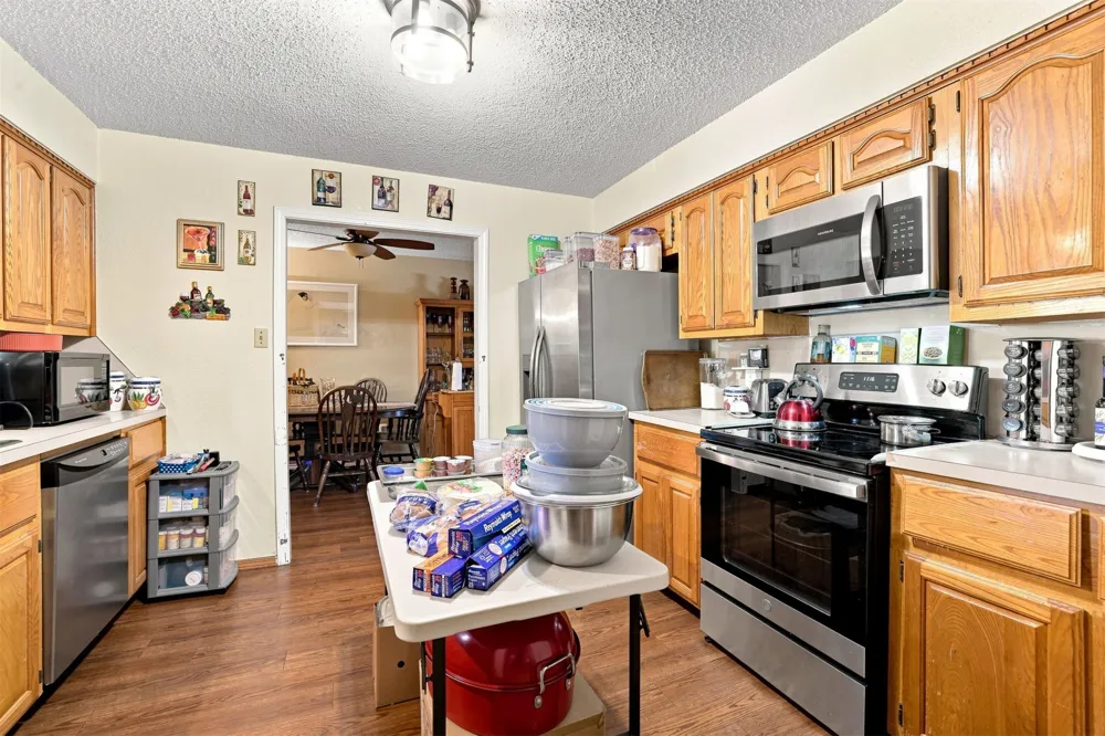 201 Smith Colbert, OK 74733
