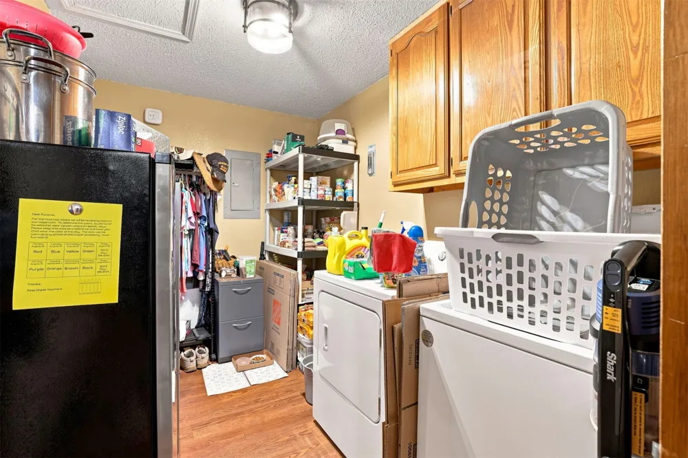 201 Smith Colbert, OK 74733