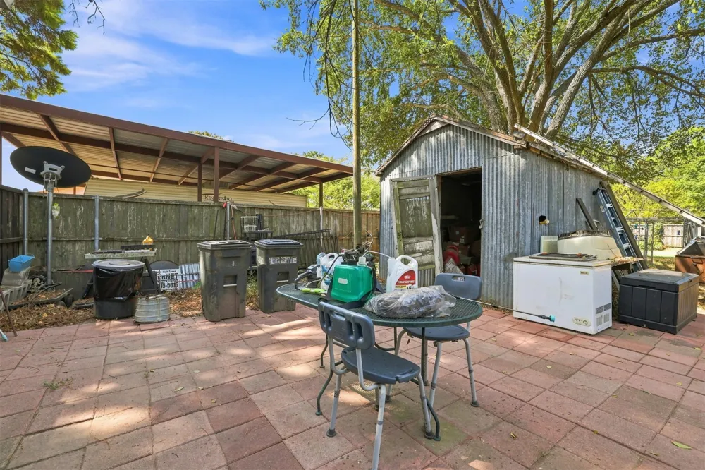 201 Smith Colbert, OK 74733