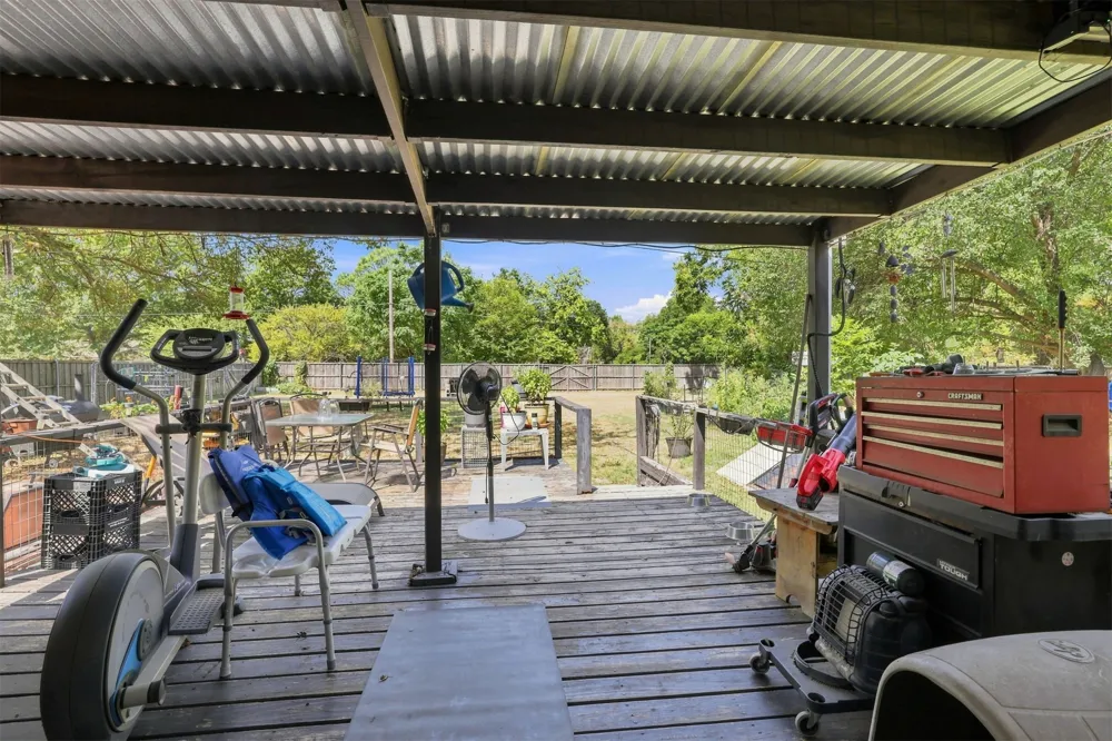 201 Smith Colbert, OK 74733