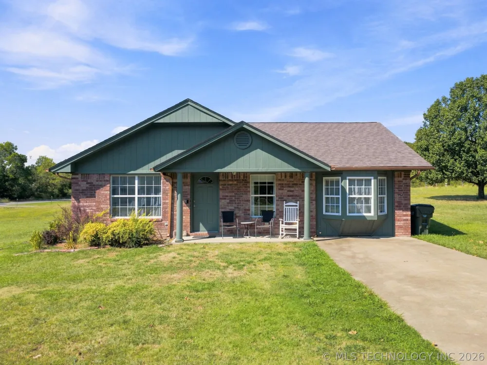 608 Pine Street Henryetta, OK 74437