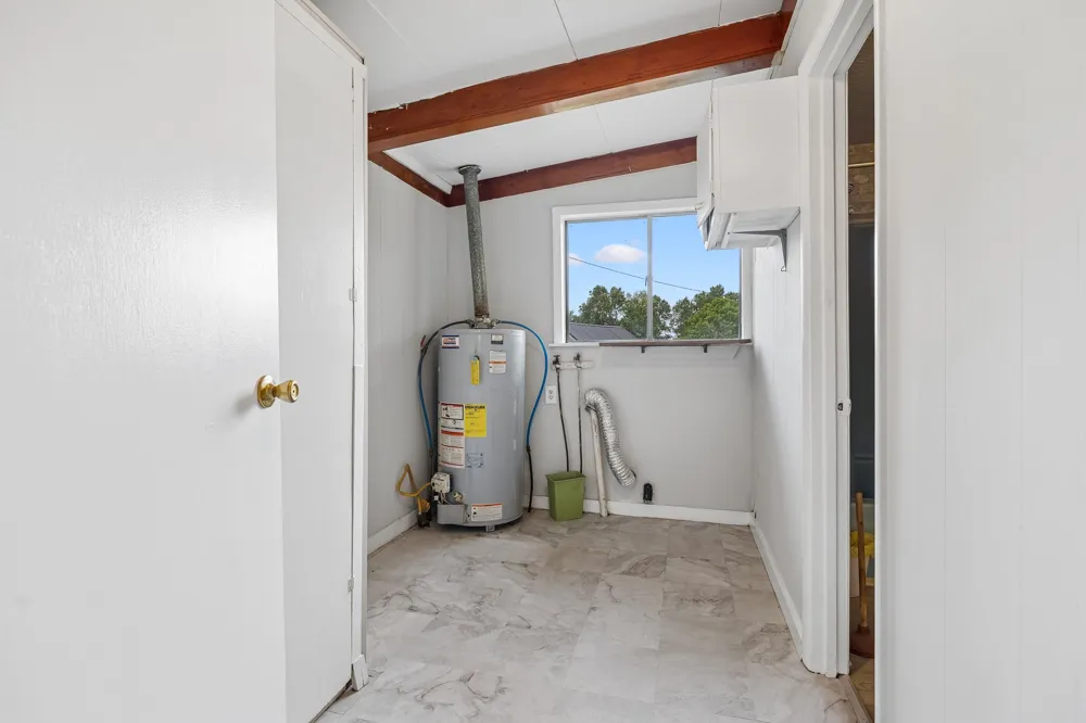 306 Smith Rd Smithville, TN 37166