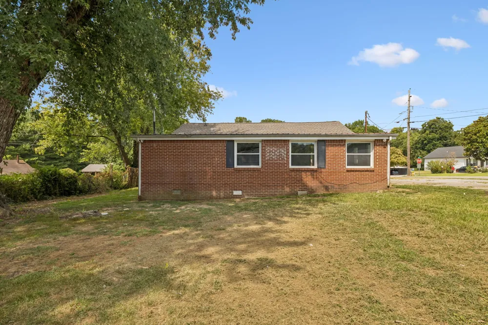 306 Smith Rd Smithville, TN 37166