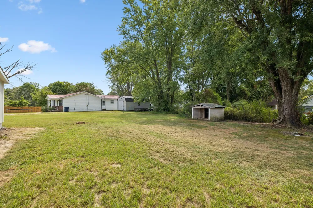 306 Smith Rd Smithville, TN 37166