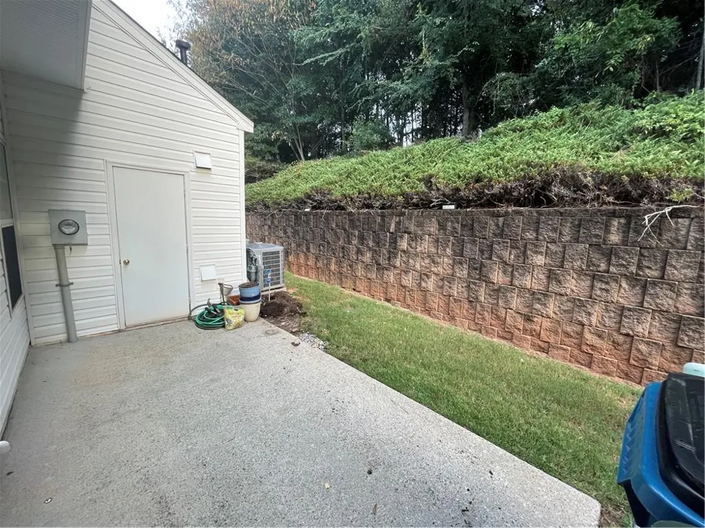 1845 Kilmington Court Alpharetta, GA 30009