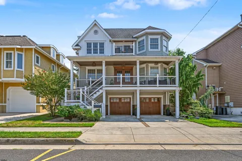 3102 Pacific Ave
