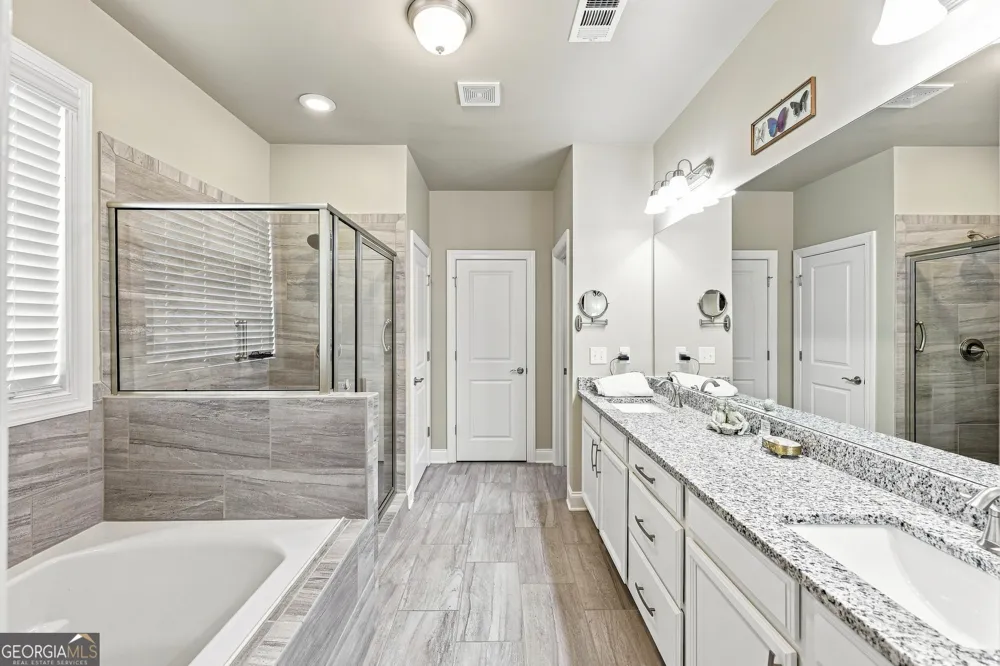 5910 Stellata CIR Cumming, GA 30028