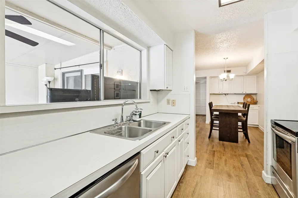 2004 Town Place Garland, TX 75041