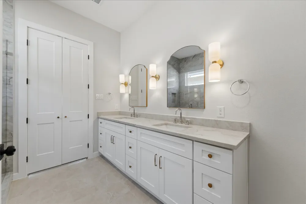 1633 E Tucker Street Fort Worth, TX 76104