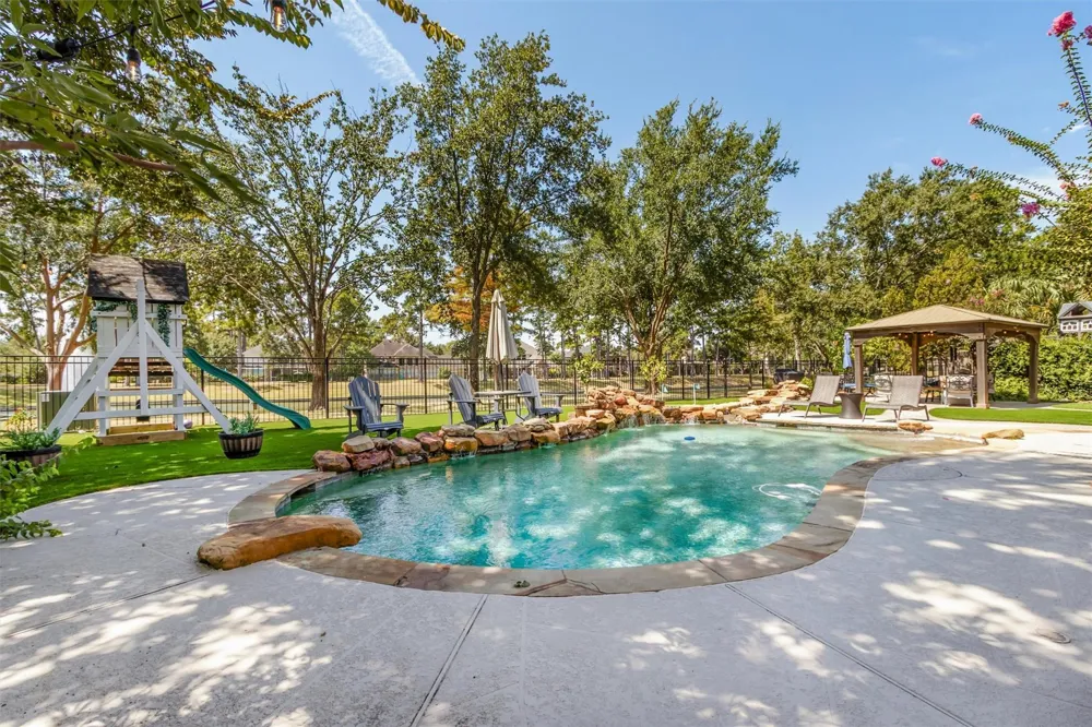15911 Ellendale Court Cypress, TX 77429