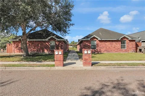 1821 W Portales Drive #2