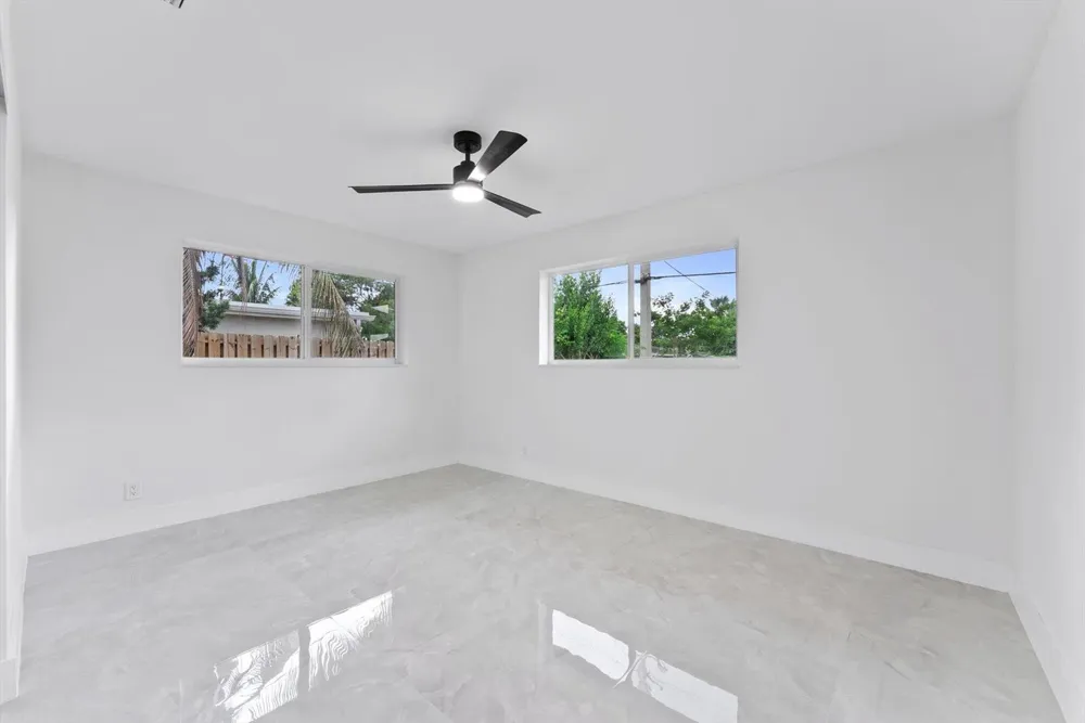 256 GREENBRIER DRIVE Palm Springs, FL 33461