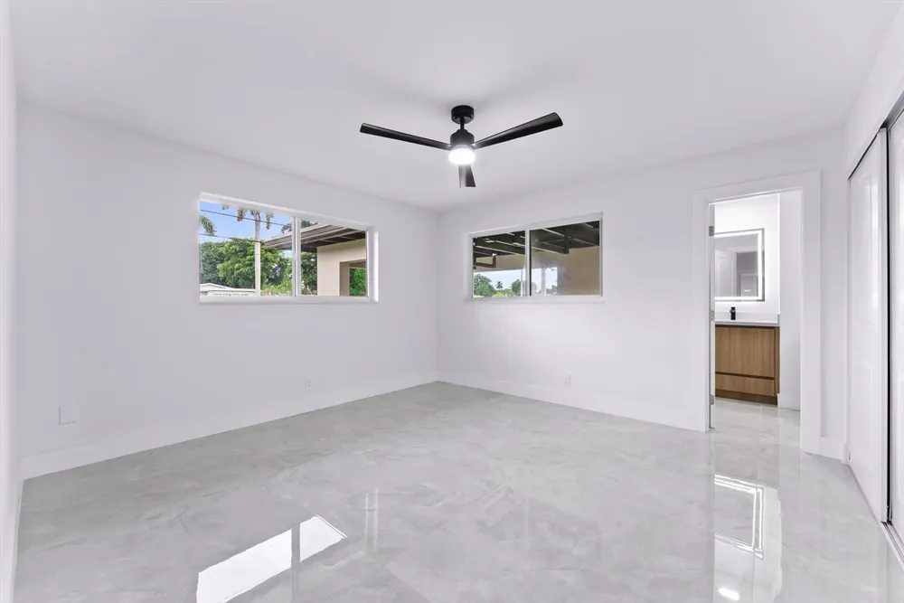 256 GREENBRIER DRIVE Palm Springs, FL 33461
