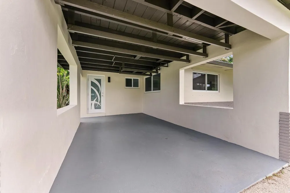 256 GREENBRIER DRIVE Palm Springs, FL 33461