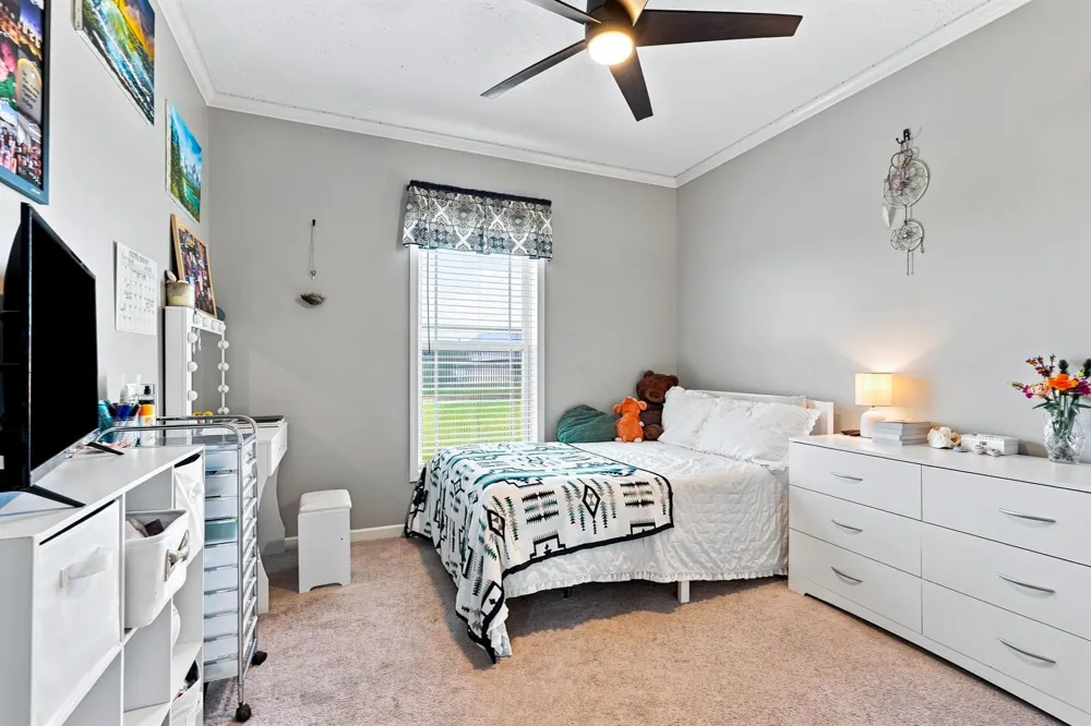 4944 NE 115th Place Okeechobee, FL 34972