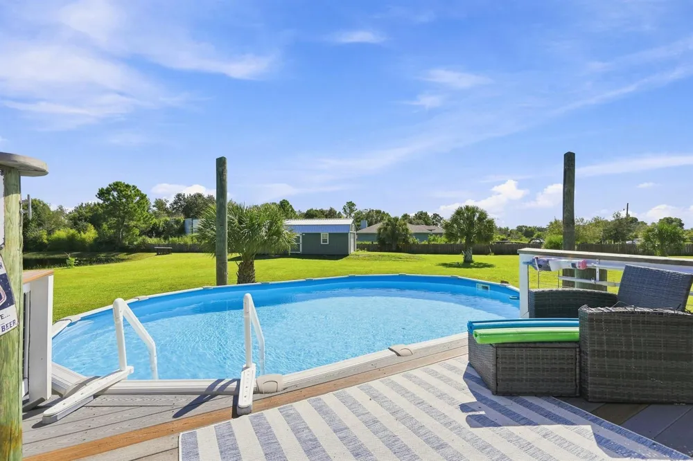 4944 NE 115th Place Okeechobee, FL 34972