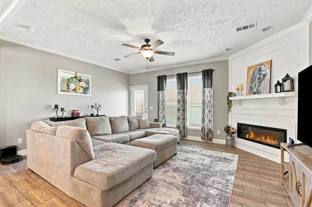 4944 NE 115th Place Okeechobee, FL 34972