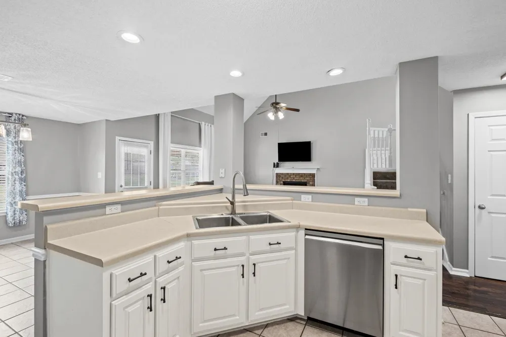 713 ELIZABETH DR Atoka, TN 38004