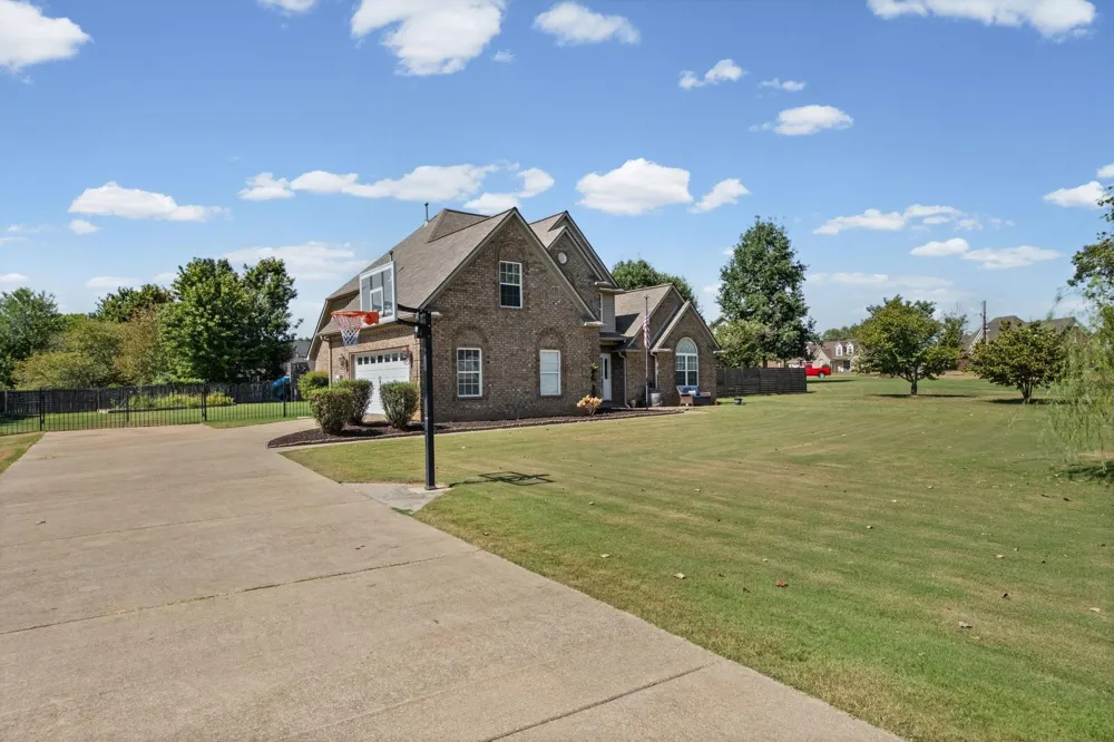 713 ELIZABETH DR Atoka, TN 38004