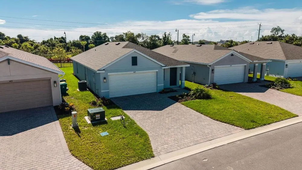 1469 HARMON DR Port Charlotte, FL 33953