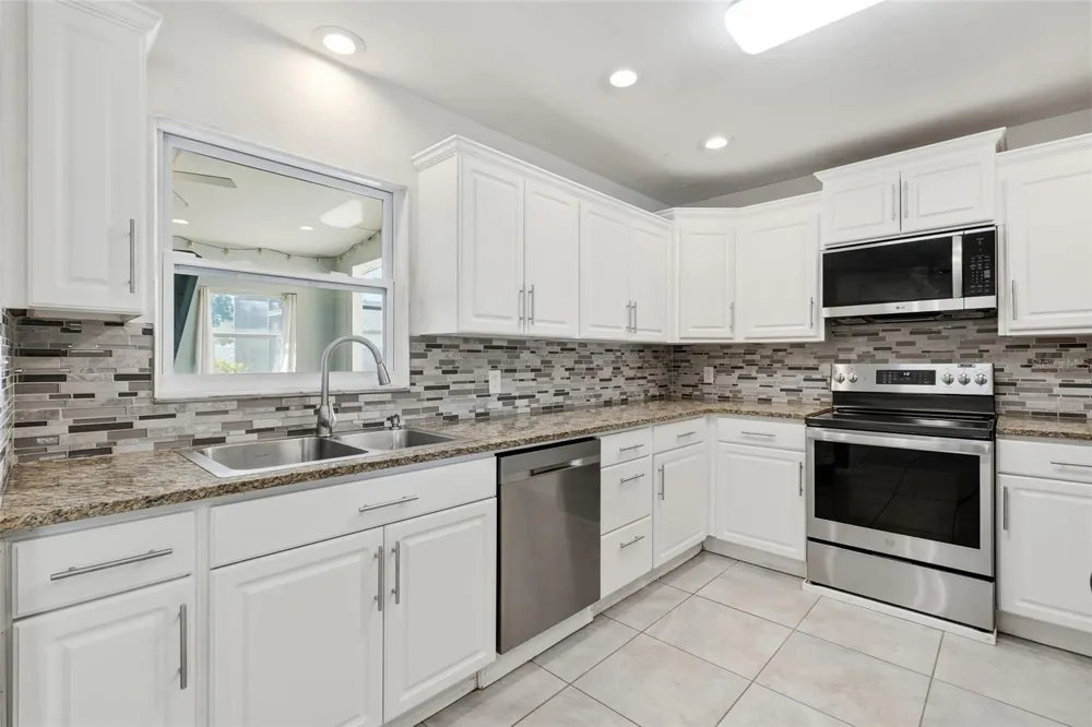 1015 FUNDY ROAD Venice, FL 34293
