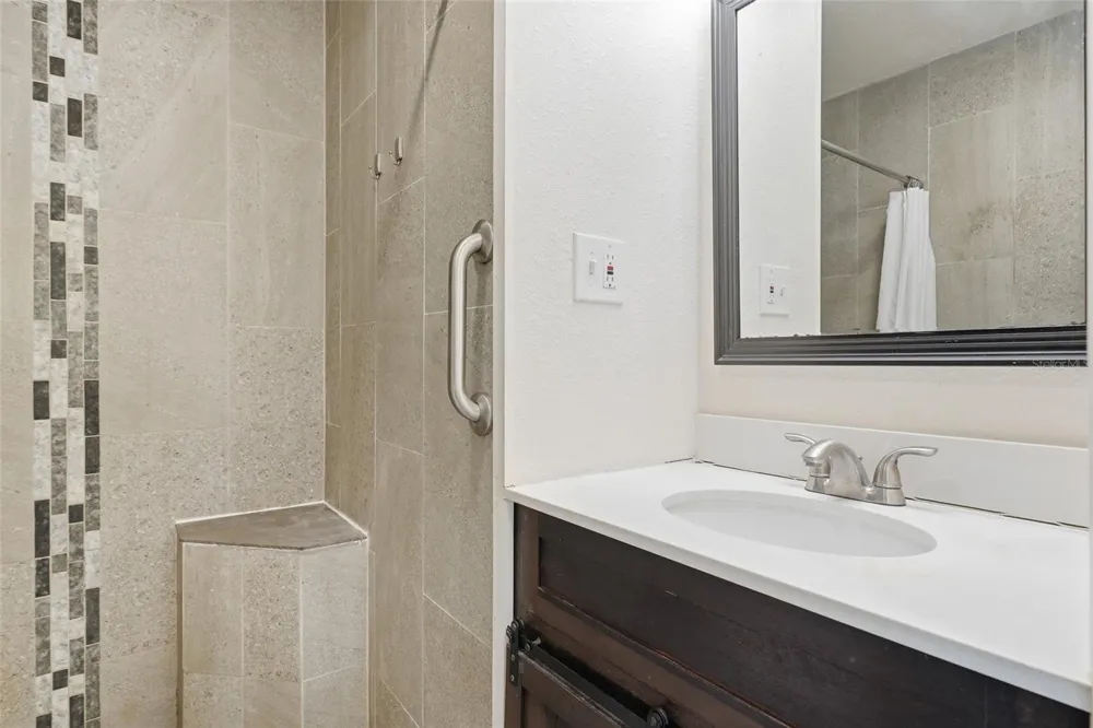1015 FUNDY ROAD Venice, FL 34293