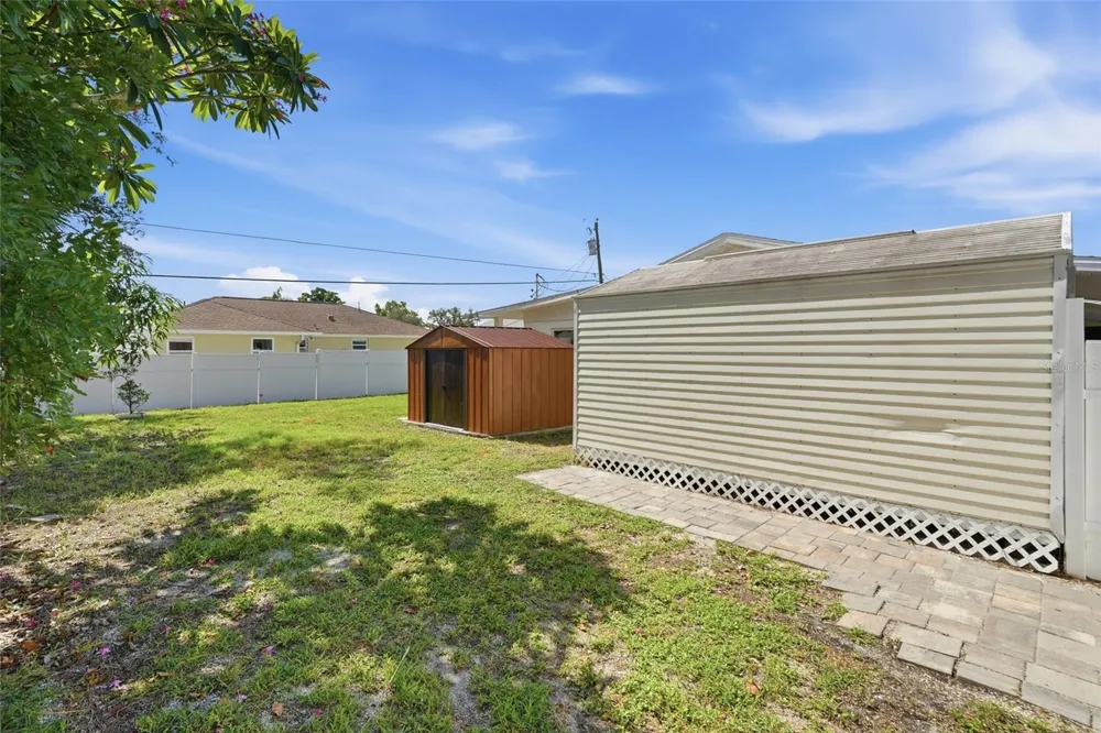 1015 FUNDY ROAD Venice, FL 34293