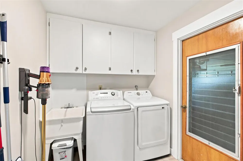 302 DEGAS DRIVE Nokomis, FL 34275