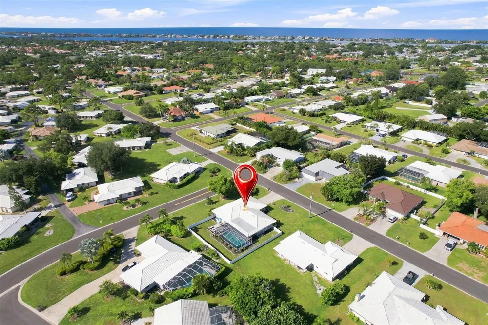 302 DEGAS DRIVE Nokomis, FL 34275