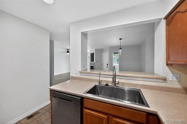 2501 Cutters Circle #102 Castle Rock, CO 80108