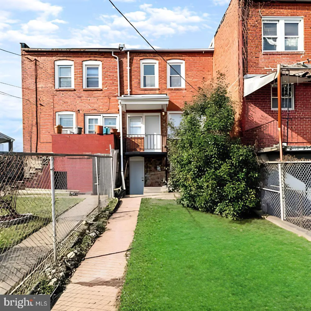 1129 BENTALOU STREET Baltimore, MD 21216