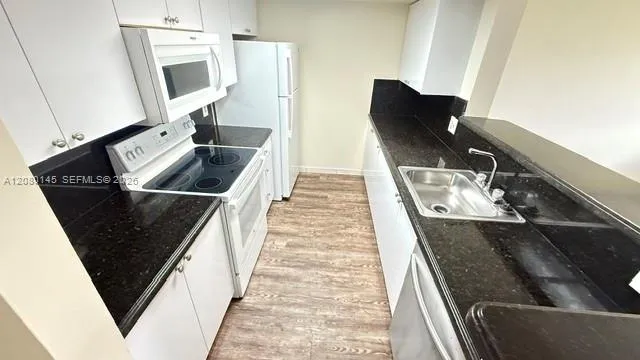 3272 Coral Lake ln #3272 Coral Springs, FL 33065