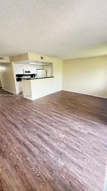 3272 Coral Lake ln #3272 Coral Springs, FL 33065