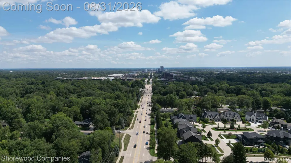 3144 Upton Drive Troy City, MI 48084