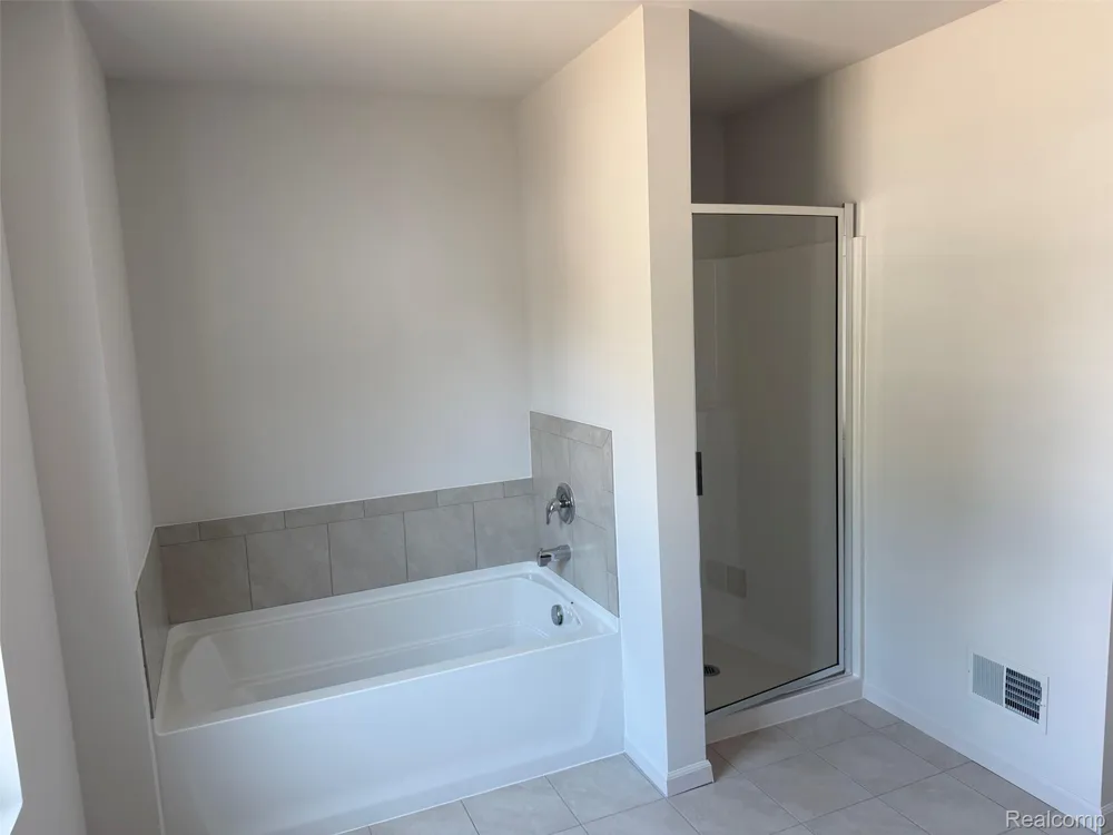 7125 Cambridge Drive Romulus City, MI 48174