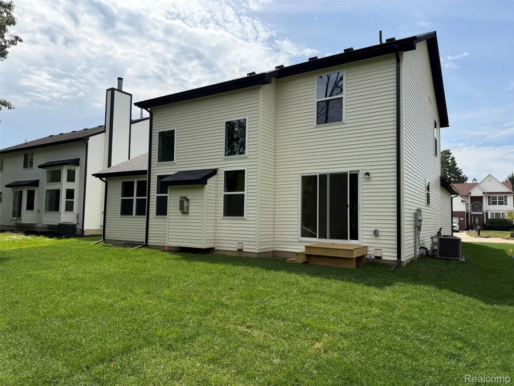 7125 Cambridge Drive Romulus City, MI 48174