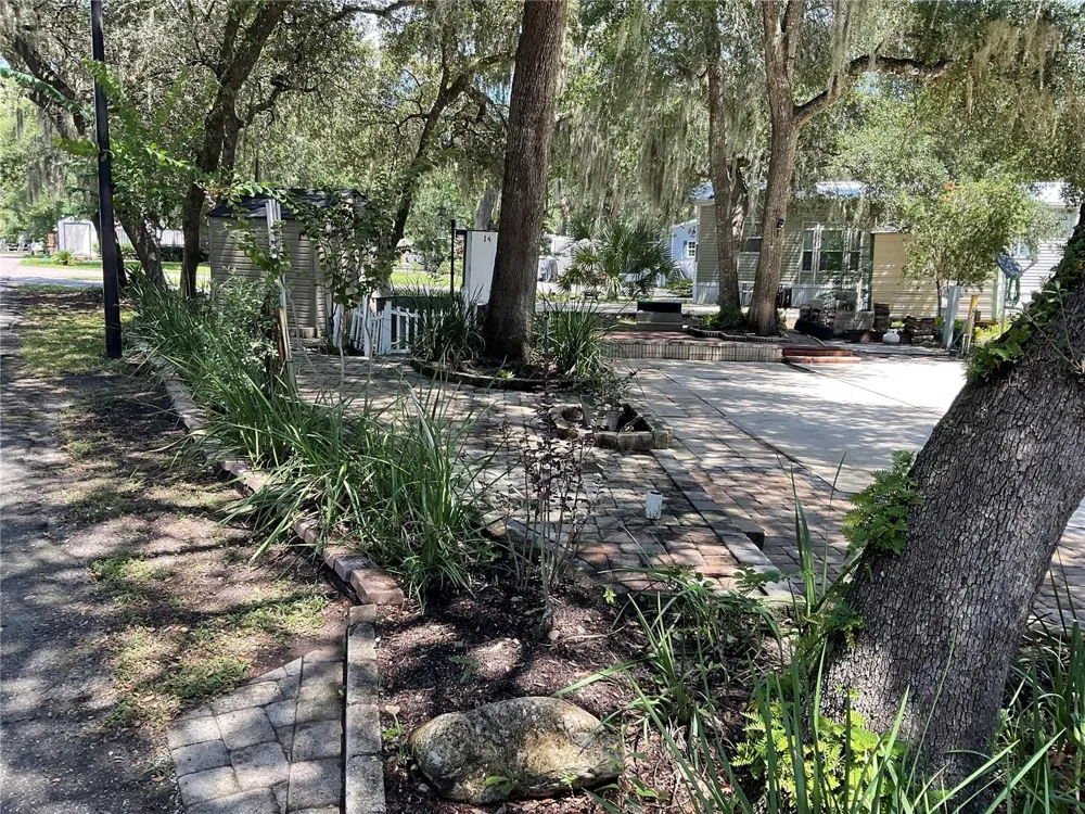 25289 NE 140TH LANE NE #363 Salt Springs, FL 32134